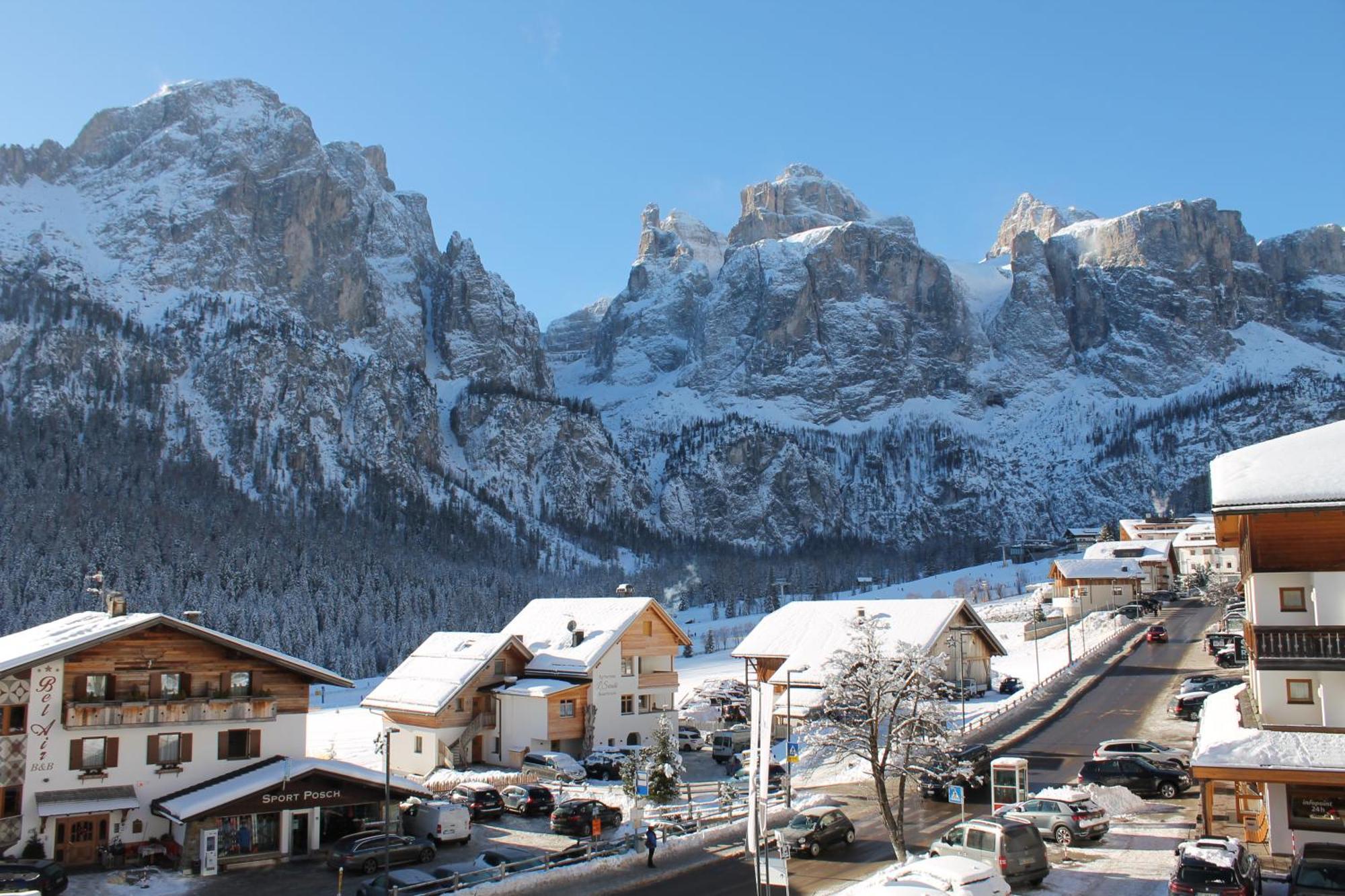 Hotel Jaegerhof Colfosco Bagian luar foto