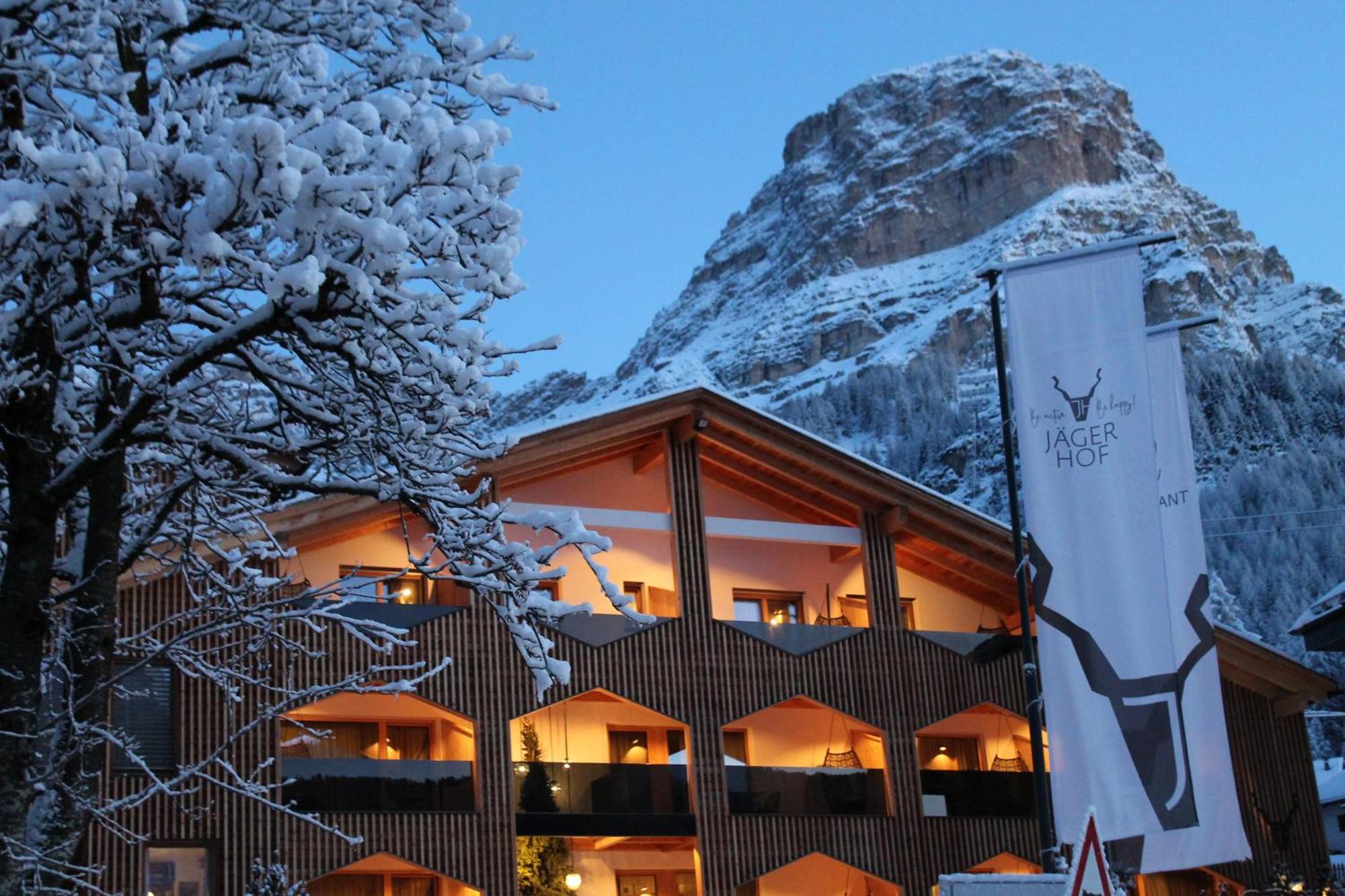Hotel Jaegerhof Colfosco Bagian luar foto