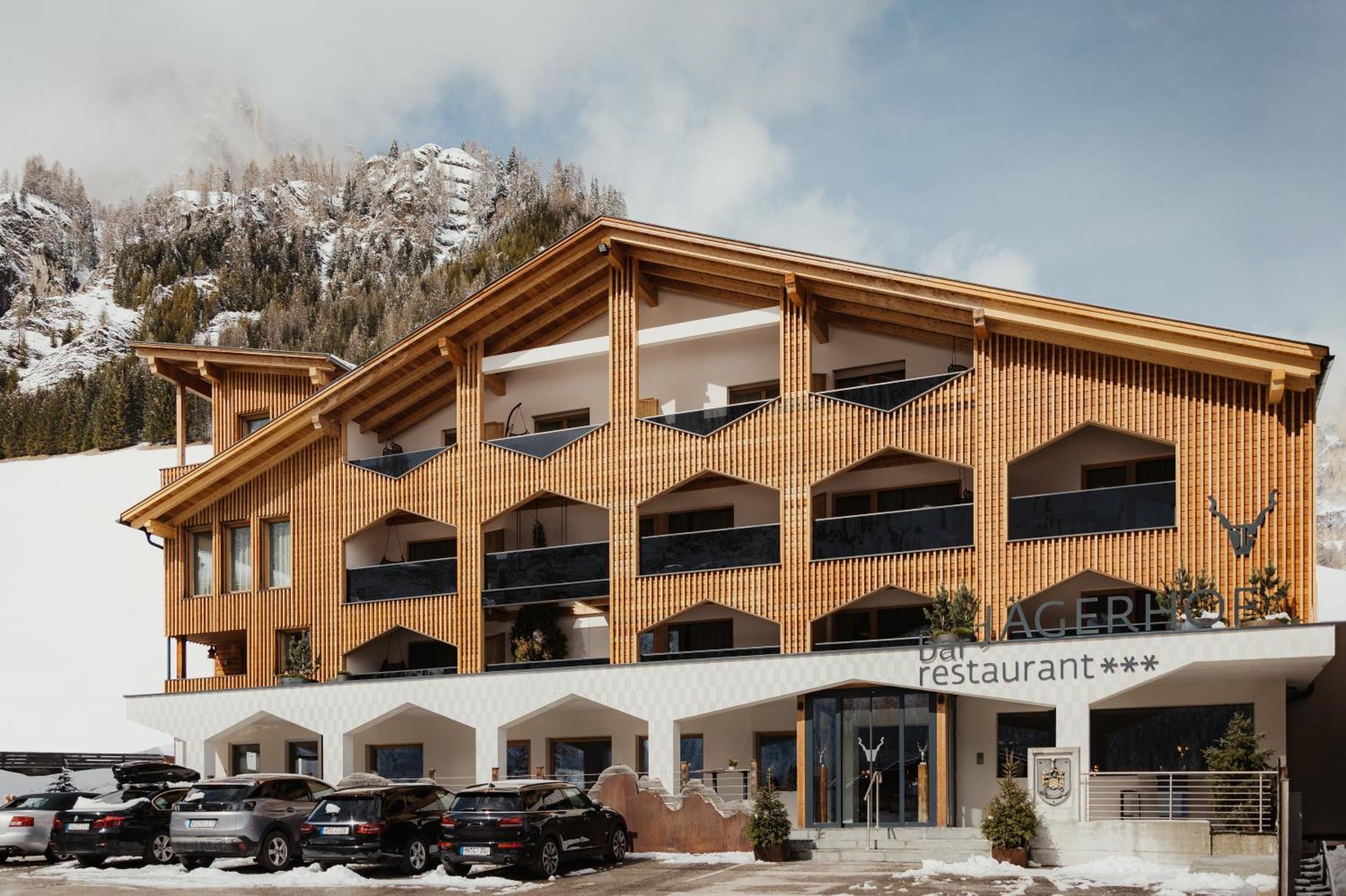 Hotel Jaegerhof Colfosco Bagian luar foto